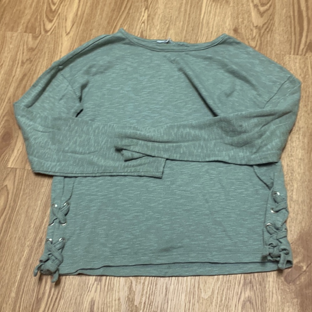 sage green long sleeve shirt